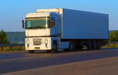 İzmir ile Çağlayancerit Arası Öğrenci Eşyası Taşıma